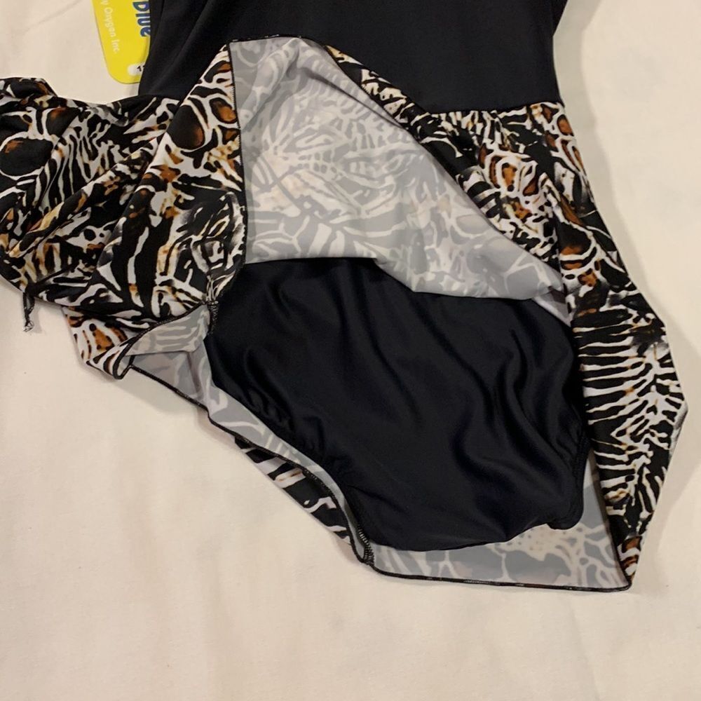 Deep Blue Size 18W one piece skirted swimsuit NWT & adjustable straps.  TTS - Picture 8 of 12